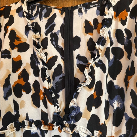 Leopard Print Ruffle Dress - Picture 3 of 6